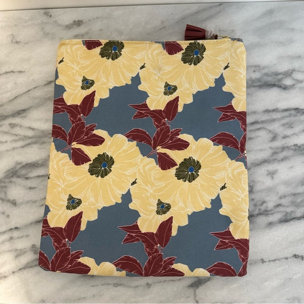Rachel Palley for Anthropology porch hand clutch